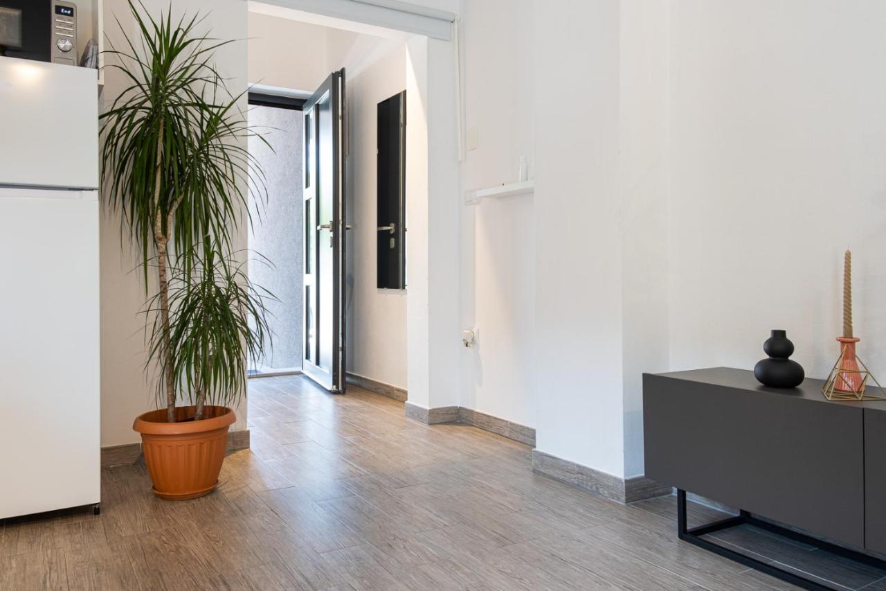 Studio Apartment Les - 4 Min Walk From Amphiteatre PUY Exterior foto